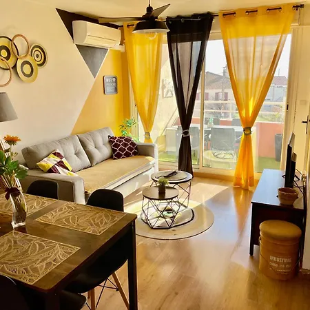 Le Nautica T2 Climatise En Bord De Frontignan